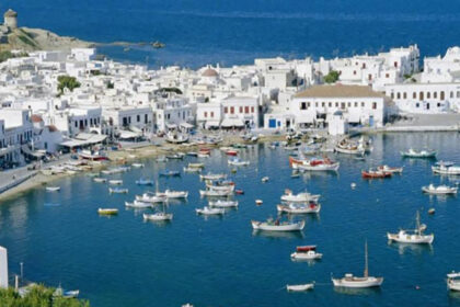 Εξώφυλλο βιβλίο Βανς Communion εκκλησία λάθος