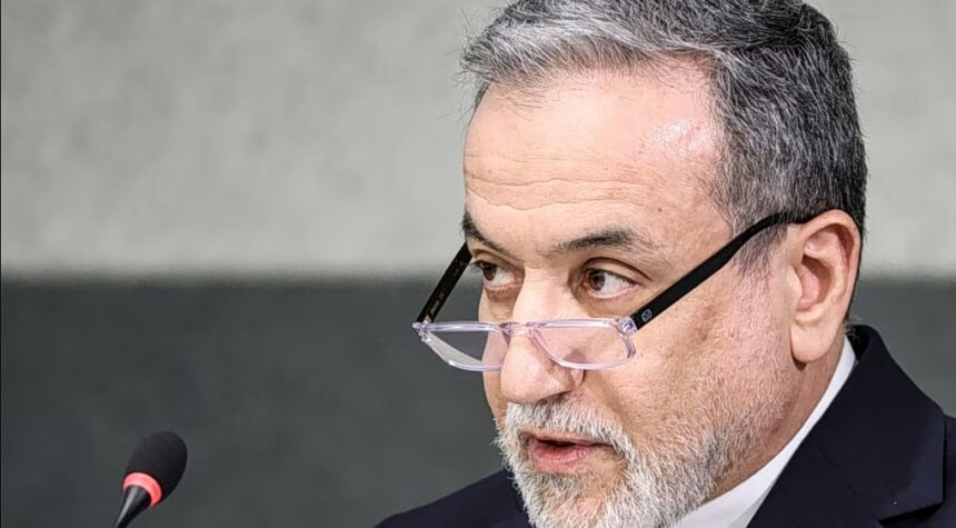 ρήξη στην ιρανική ηγεσία απομάκρυνση Αραγτσί