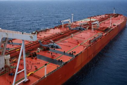 νηοψία σε τάνκερ M/T Tifani ανοιχτά Σρι Λάνκα