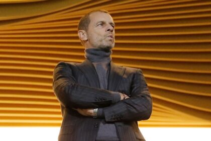 Αλεξάντερ Τσέφεριν μιλά για ερμηνείες του VAR
