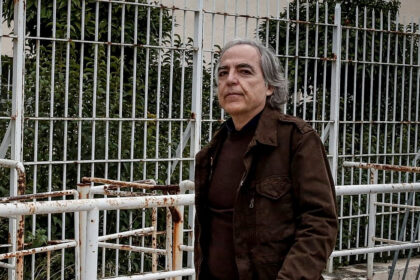 Κόκκινα αυγά τσούγκρισμα Πάσχα παραδοσιακό έθιμο