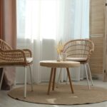 Γαλάζιο ριχτάρι και μαξιλάρια που μειώνουν το στρες