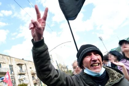 απεργός πείνας Χαντζή σε κρίσιμη κατάσταση