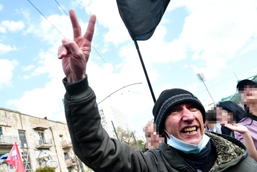 απεργός πείνας Χαντζή σε κρίσιμη κατάσταση