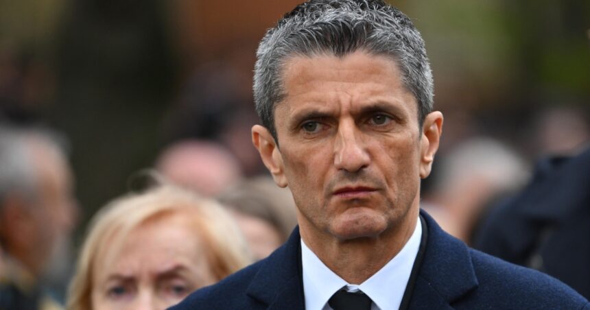 Ραζβάν Λουτσέσκου κηδεία πατέρα Μιρτσέα