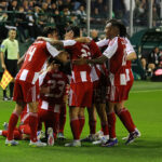 Play-Off Super League ΑΕΚ Ολυμπιακός νίκες