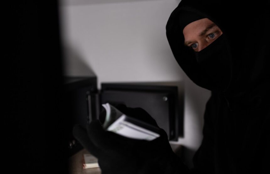 σπείρα διαρρήξεων νότια προάστια υπόθεση