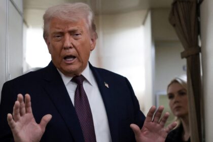 Τραμπ Μπρους Σπρίνγκστιν αντιπαράθεση