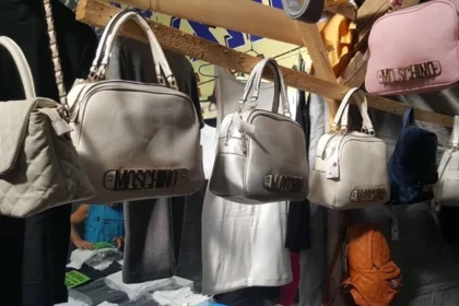 Κατάσχεση απομιμητικών στο κατάστημα έμπορος Ρόδου