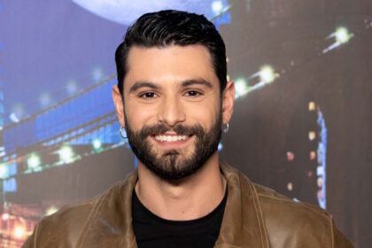 Gio Kay J2US αποχώρηση και δηλώσεις