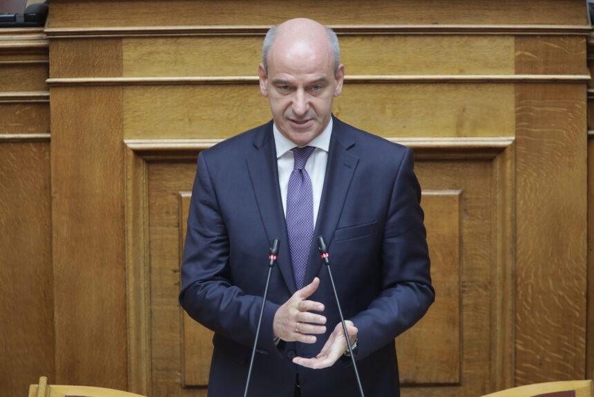 Φώντας Μπαραλιάκος κριτική επιτελικό κράτος