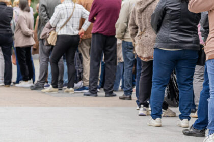 αντίδραση υπουργείου Εργασίας για τετραήμερη εργασία