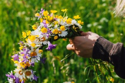 Ημερολόγιο αργιών 2026 τριήμερα Μαΐου