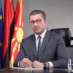 Χρίστιαν Μίτσκοσκι πρωθυπουργός Σκοπίων Σύνταγμα