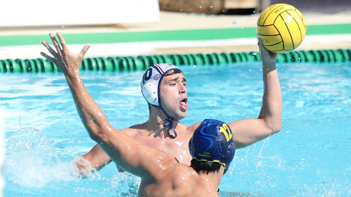 Βουλιαγμένη Περιστέρι water polo Λαιμός