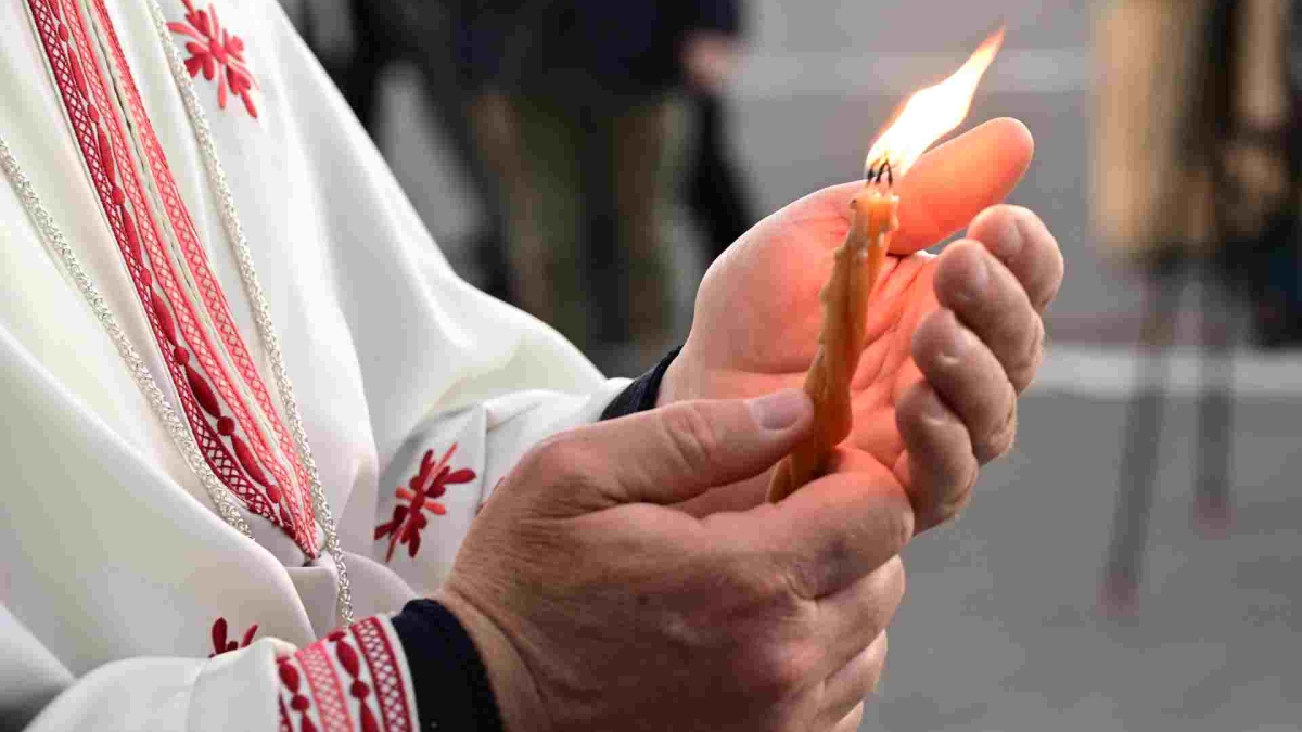 Άγιο Φως Ιερουσαλήμ μεταφορά Ελλάδα αεροδρόμιο