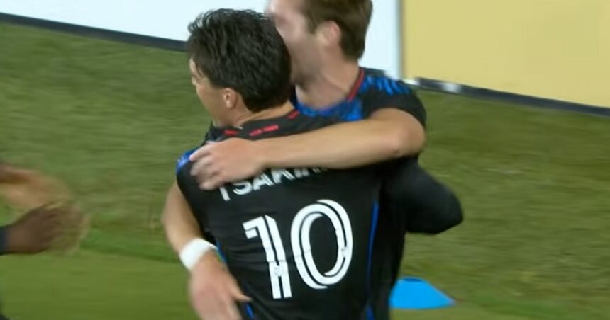 Νίκος Τσακίρης ασίστ σε κόρνερ στη Σαν Χοσέ