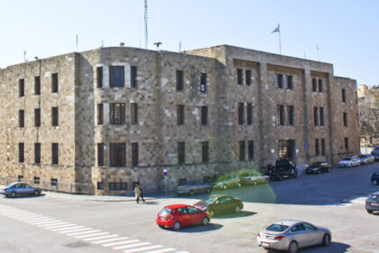 εμπρησμός Αστυνομικό Μέγαρο Ρόδου κατηγορούμενος