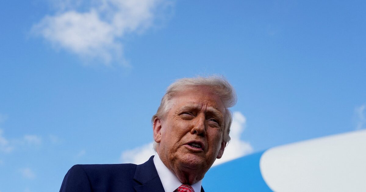 Τραμπ στρατιωτική απειλή Ιράν πυρομαχικά