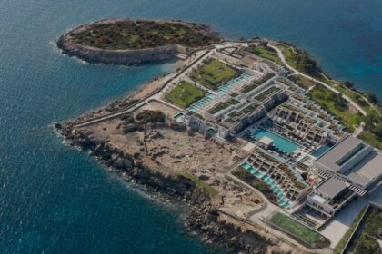 AMOH Rhodes luxury resort στη Λίνδο με παραλίες