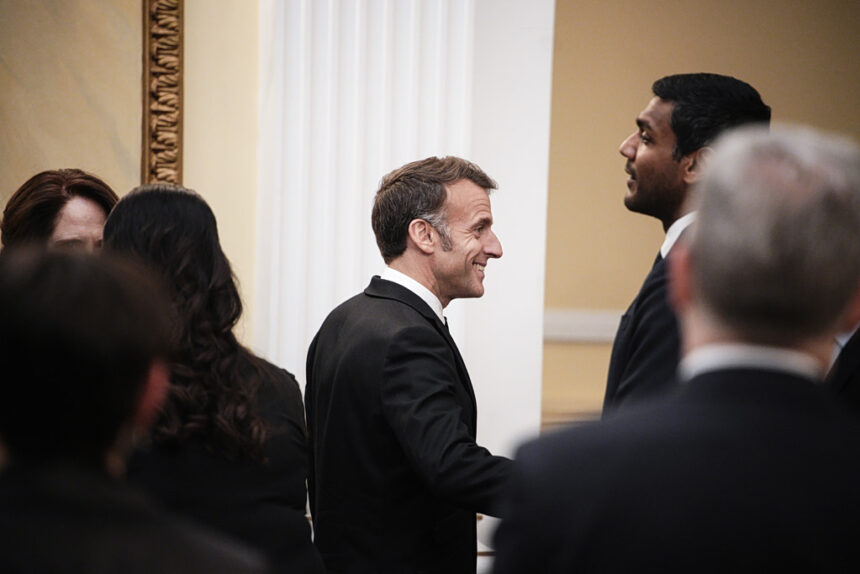 Μητσοτάκης και Μακρόν υπογραφή συνεργασίας Ελλάδα Γαλλία