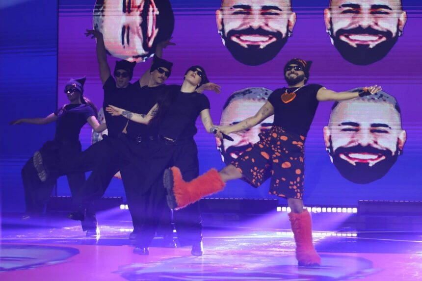 Akylas Ferto προωθητικές εμφανίσεις και ενέργεια