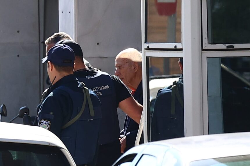 ΕΦΚΑ Κεραμεικού επίθεση με καραμπίνα