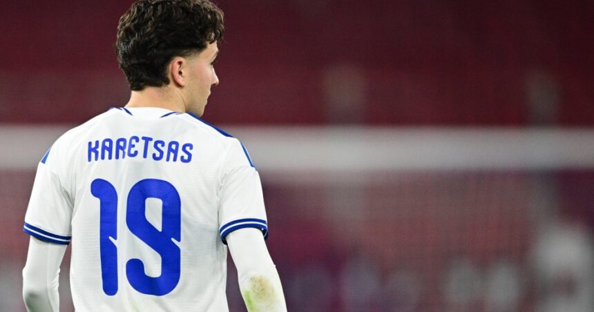 Καρέτσας μεταγραφή 18χρονος πόζα