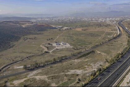 Παραλιακός δρόμος Χερσόνησος καθιζήσεις διάβρωση