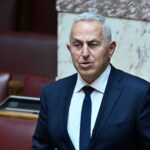 USS Gerald R. Ford αποχώρηση και επισκευές