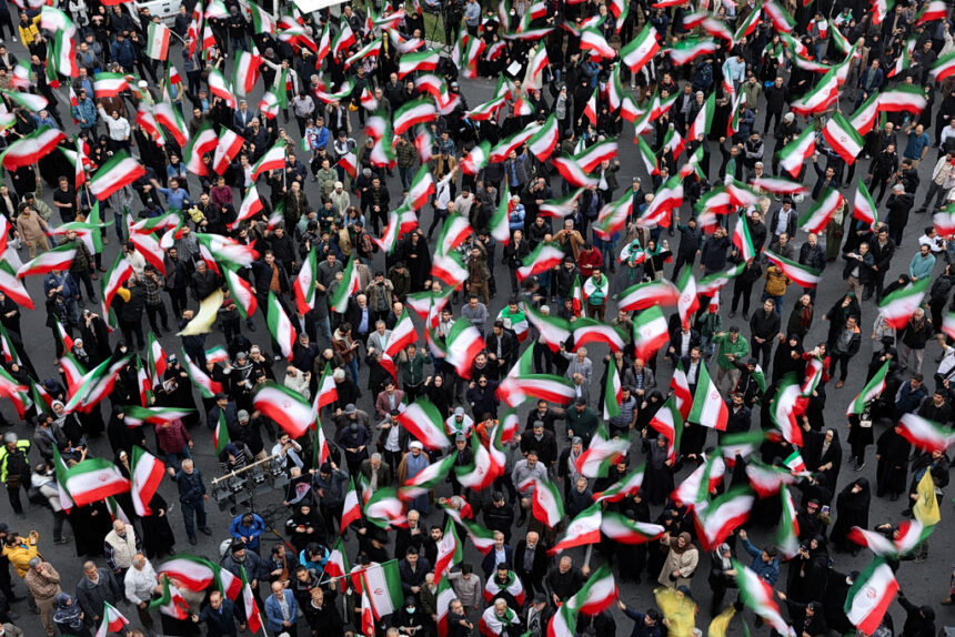 εθελοντική στράτευση Ιράν πολίτες