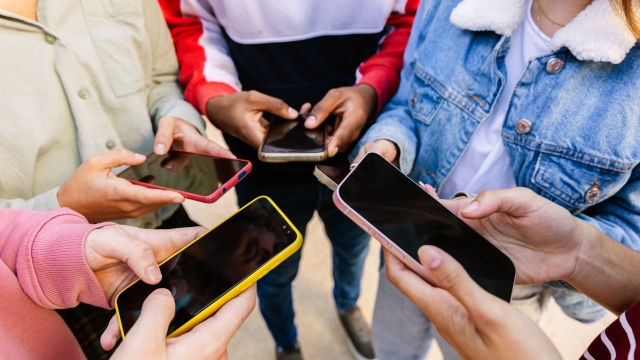 Απαγόρευση social media παιδιά κάτω 15 ετών Κύπρος