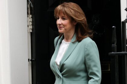 Ρέιτσελ Ριβς υπουργός Οικονομικών Βρετανίας πόλεμος Ιράν