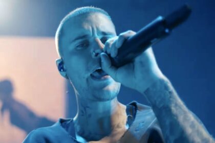 Τζάστιν Μπίμπερ σε συναυλία Coachella YouTube performance