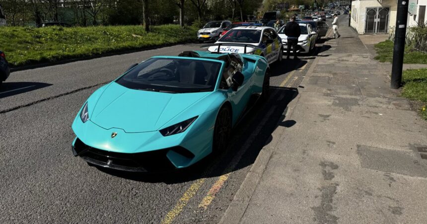Lamborghini Huracan κατασχεθείσα γαμήλιο αυτοκίνητο Birmingham