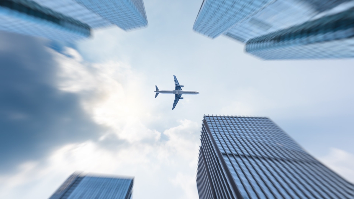 Ryanair Βερολίνο μείωση πτήσεων και κλείσιμο βάσης