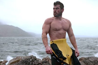 Ross Edgley ακραίο πείραμα καρχαρίας θερμίδες