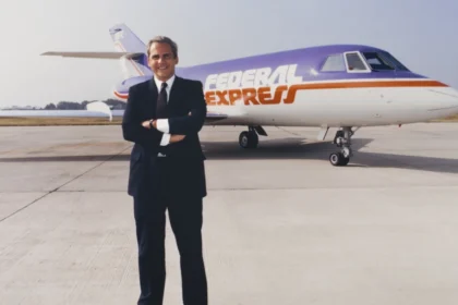 Fred Smith blackjack FedEx ιστορία