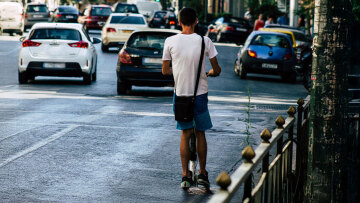 13χρονος ηλεκτρικό πατίνι στα Μακρίσια Ηλείας