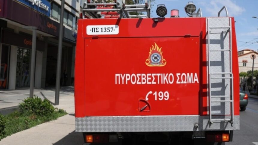 Φωτιά σε φορτηγό στη Λεωφόρο Κηφισού στη δεξιά λωρίδα