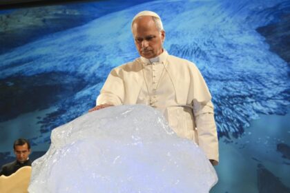 πάπας Λέων ΙΔ' καταδικάζει δολοφονίες διαδηλωτών