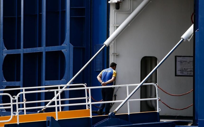 ακτοπλοΐα απεργία 1η Μαΐου ΠΝΟ