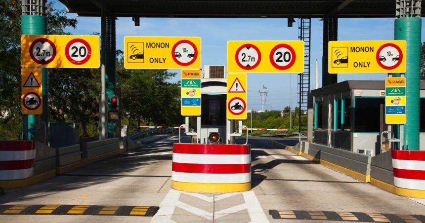 Lamborghini Revuelto στα σύνορα με Γαλλία