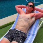 Bryan Johnson τεχνητό γκαζόν αυλή