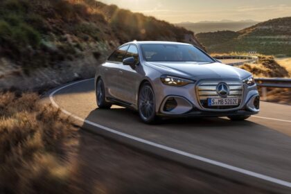 ηλεκτρική C‑Class Mercedes MBUX Hyperscreen