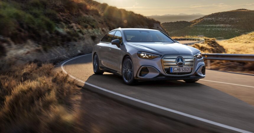 ηλεκτρική C‑Class Mercedes MBUX Hyperscreen