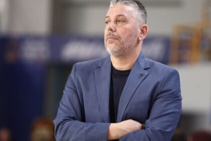 Διαμάχη Παπαθεοδώρου Ντικούδη μήνυση δικαστήρια