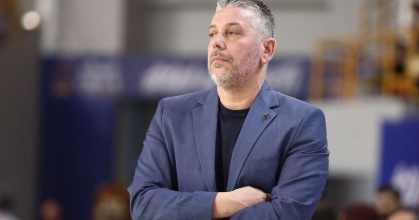 Διαμάχη Παπαθεοδώρου Ντικούδη μήνυση δικαστήρια