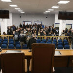 Δικαστική αίθουσα Γαιόπολις δίκη Τεμπών