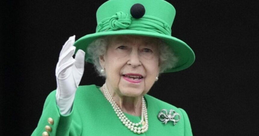 Ελισάβετ II Άντριου υπόθεση κληρονομιά